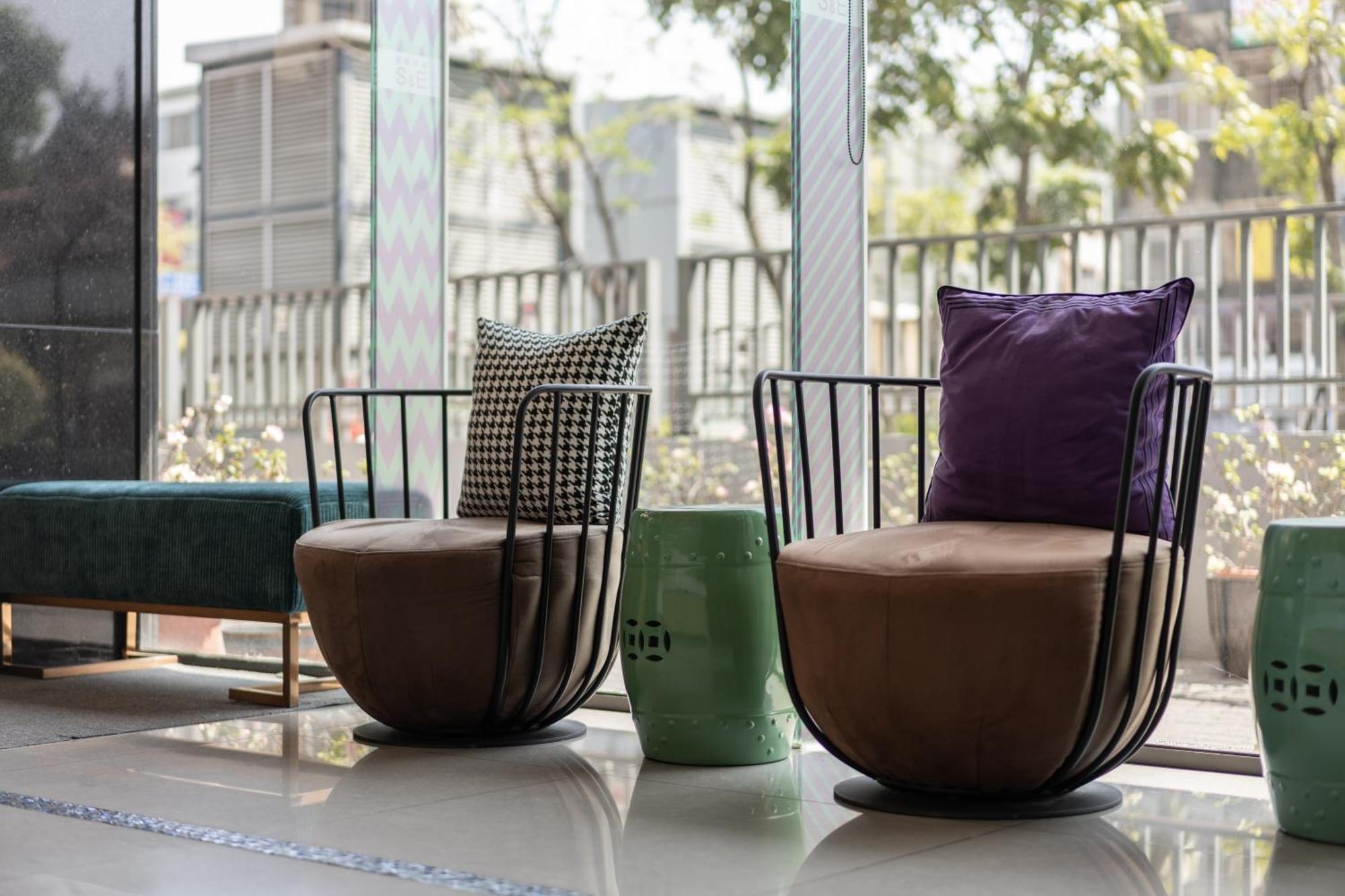 S&E Hotel Tainan Exterior photo