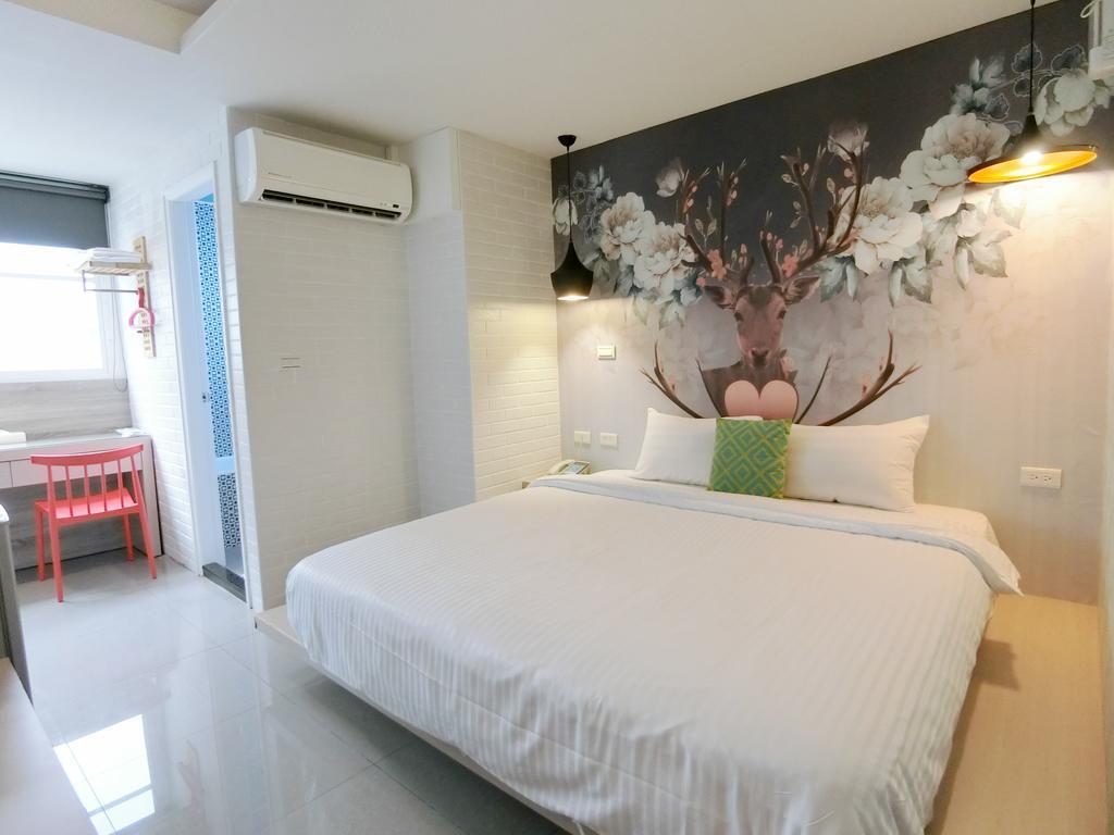 S&E Hotel Tainan Exterior photo
